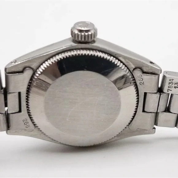 Authentic and genuine ROLEX with all genuine EMERALDS and DIAMONDS surrounding. - Picture 5 of 8